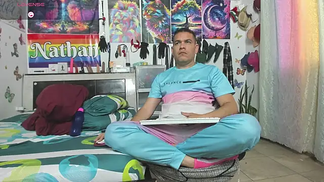 nathannathaniel live cam on StripChat