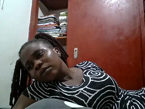 yummyychocolate_ webcam