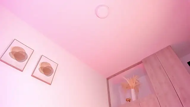 Mia_222 webcam