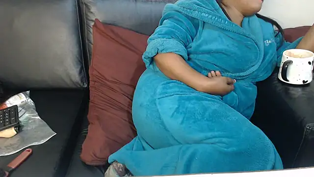 BustyNina41 webcam