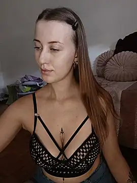 susiee_redd - Susiee_Redd's free webcam - UK Sex Cams