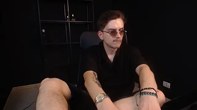 felixstarkk - FelixStarkk's free webcam - UK Sex Cams