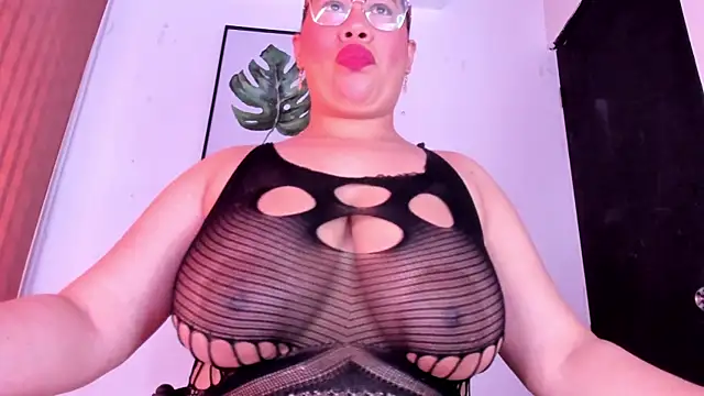 alondrabigtits webcam