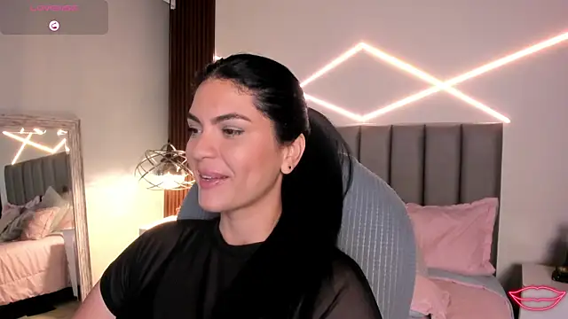 veronicalanx1 (F young) - ice🧊on the tits