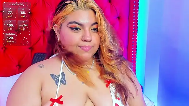 SunnyHoney_ live cam on StripChat
