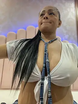 sofia_xxx02 - Sofia_xxx02's free webcam - UK Sex Cams