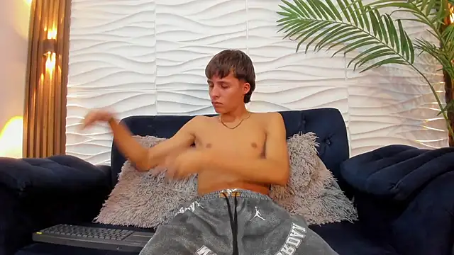 Pavo_tv webcam