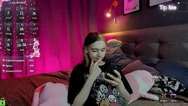 Lesi_Moonie01 live cam on StripChat