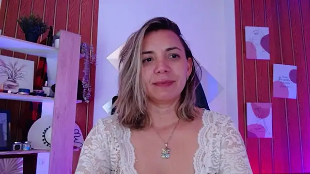 milfsecret69 webcam