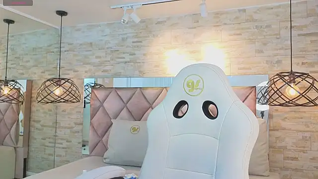 maryy_campbell_ webcam
