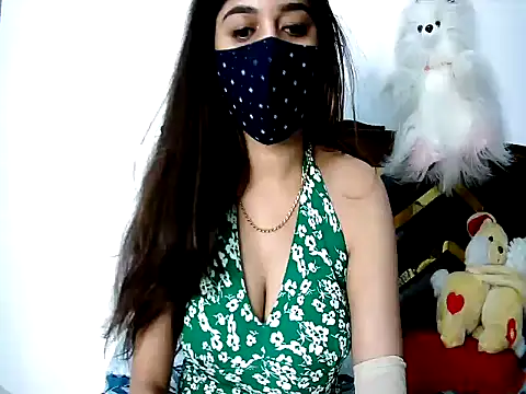 Gloie4u live cam on StripChat
