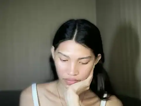 Yourgoddess_jayve live cam on StripChat