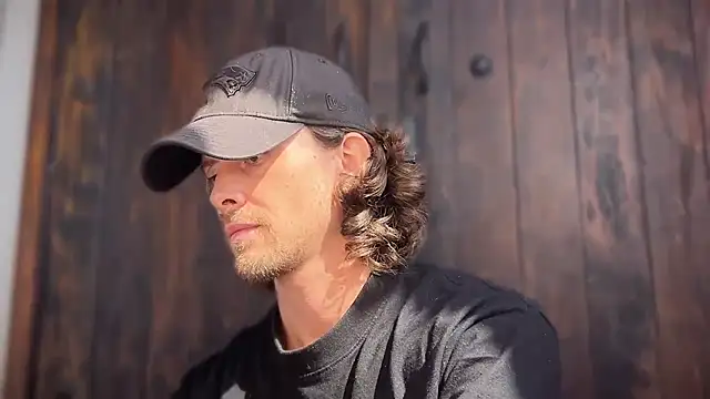 mcklister_kinky_feets live cam on StripChat