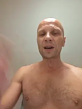 wedge75 live cam on StripChat
