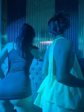 party-girls live cam on StripChat