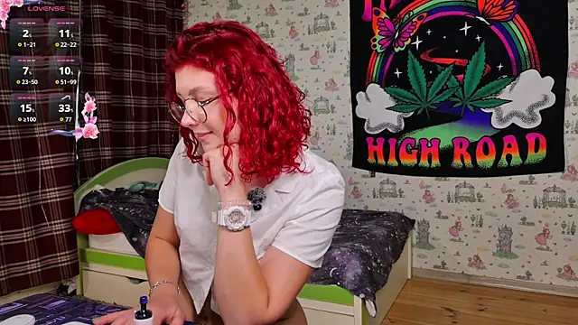 SmokyRose live cam on StripChat