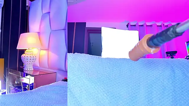 NathaxaLeans webcam