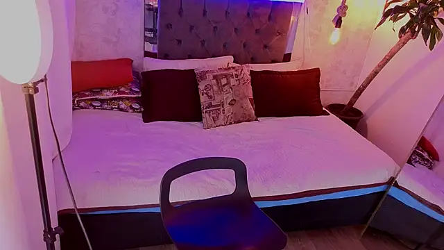 kathira_londres live sex cam