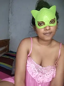 sldoni live cam on StripChat
