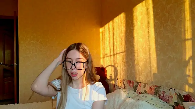 MollyOrgazm webcam