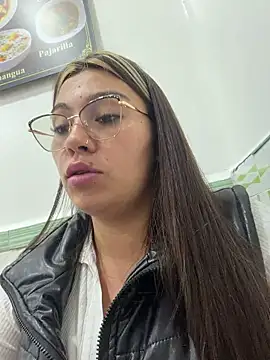 LIZ-06_ webcam