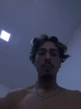 VicLima live cam on StripChat