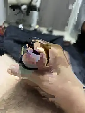 faizfaiz1 live cam on StripChat
