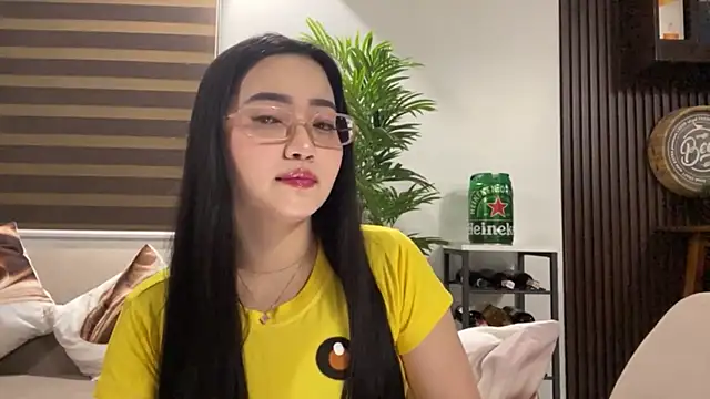 DainaSpector webcam