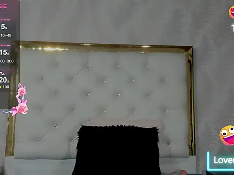 zoe_rubi webcam