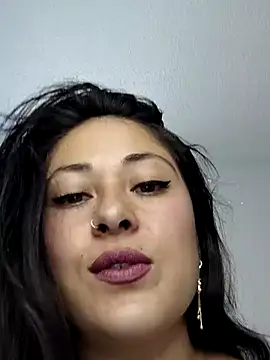 lisbethmoore_ - LisbethMoore_'s free webcam - UK Sex Cams