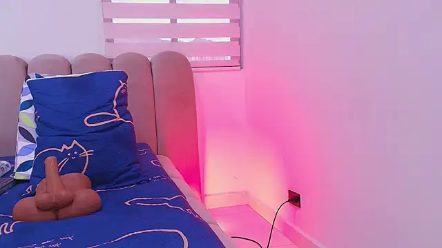 sweegirl69 - Sweegirl69's free webcam - UK Sex Cams