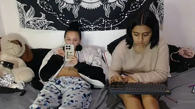 emily_n_abby (G young) - MASTURBATE