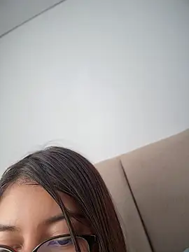 saracalderon (F young) - DEEP FINGERS MORE SQUIRT