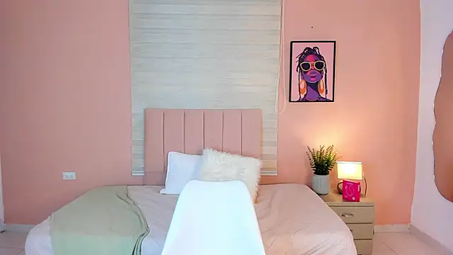 niah_jade - Niah_jade's free webcam - UK Sex Cams
