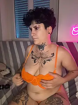 callmelouve webcam