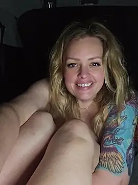 bridgette03 (F milf) - Titties? Yasssss!