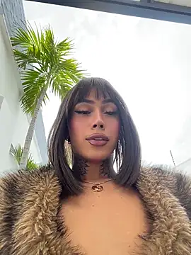 miss_tatiana_'s live cam