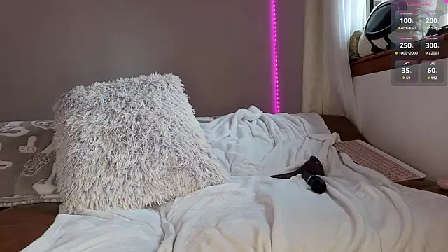 dustbunni0414 webcam