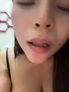 xiaolu0706 live cam on StripChat