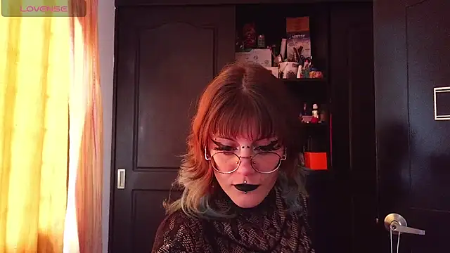 Rossiee_huntt webcam
