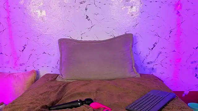 andrea_miller1 webcam