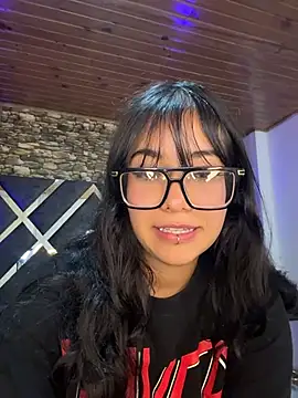 Amy_channel webcam