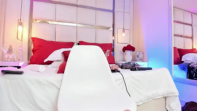 elizavenus live cam on StripChat