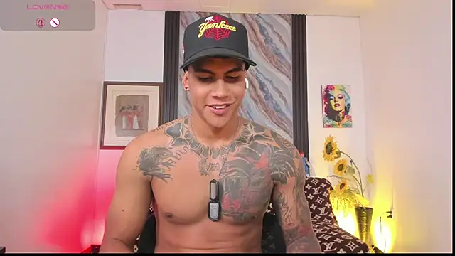 Damian_latinxxx live cam on StripChat