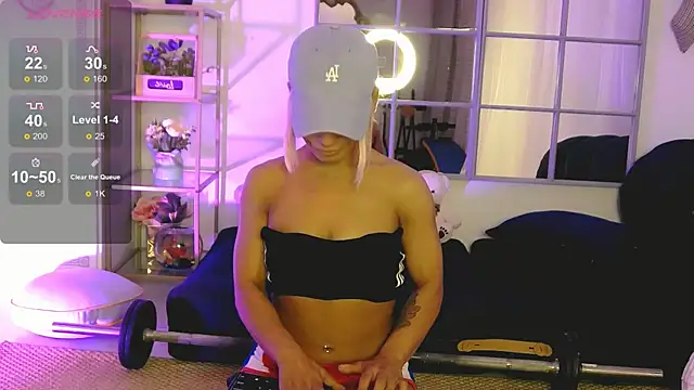 sarahraynex (F young) - pushups in 2 hands and legs up  15 rep