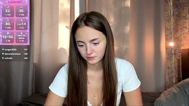 LoraDavi live cam on StripChat