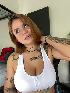 Sexy__Giirl live cam on StripChat