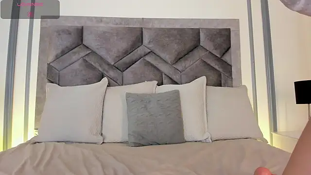 cocoamore webcam