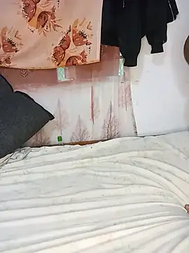 Azariaxxx webcam