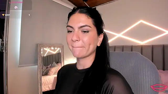 Veronicalanx1 live cam on StripChat